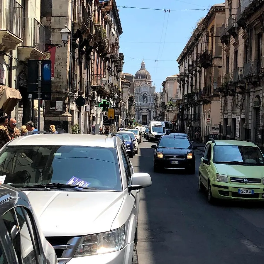 Garibaldi 94- Intera Casa A 2 Passi Dal Duomo Villa Catania Italy